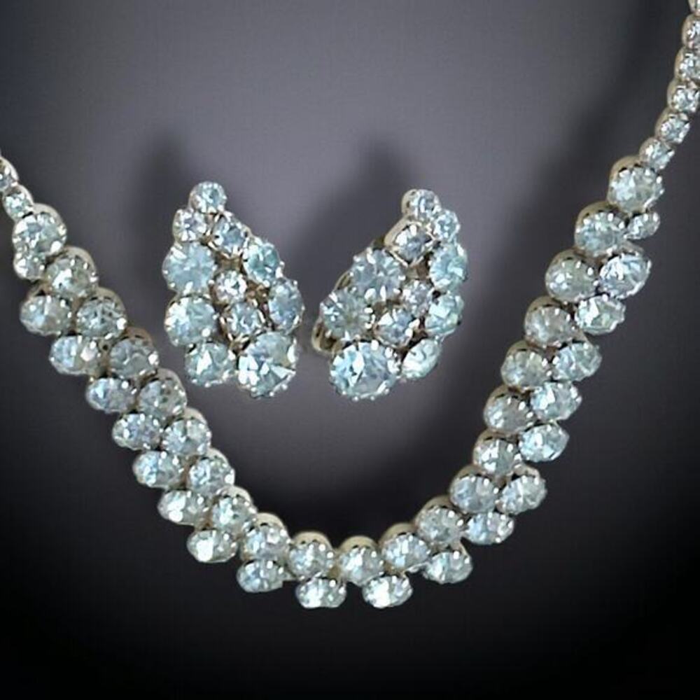 Vintage Ice Blue Demi Parure Deco Necklace Earring Set Sarah Coventry Weiss